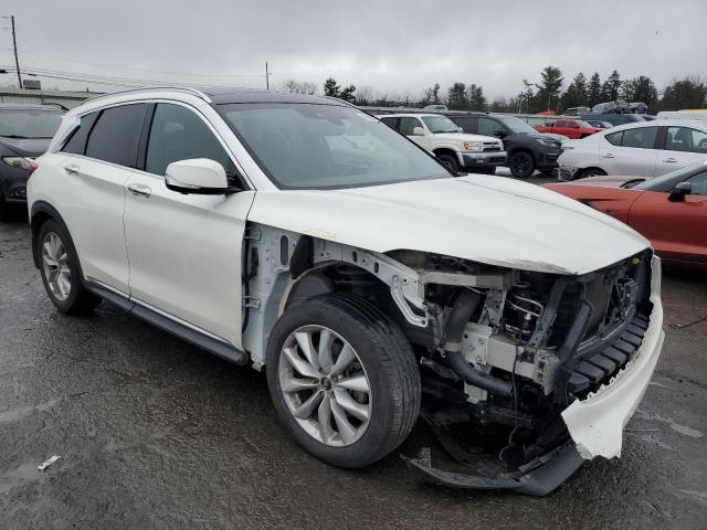 3PCAJ5M30KF110747 Infiniti Qx50 Essential