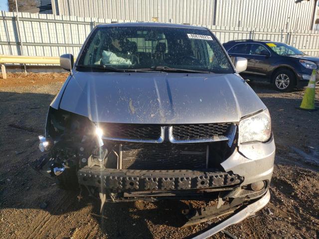 2C4RDGCG1JR224107 Dodge Grand Caravan Sxt