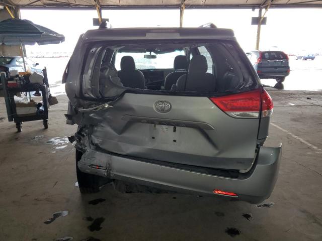 5TDKK3DC1ES494835 Toyota SIENNA LE