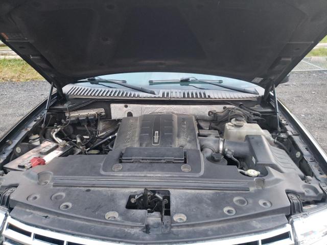 5LMJJ2J5XEEL00557 Lincoln Navigator