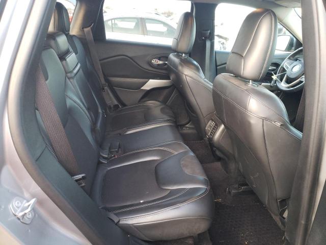 1C4PJLLB2JD503811 Jeep Cherokee Latitude Plus