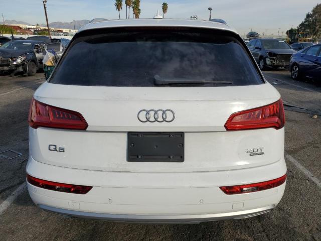 WA1BNAFY7J2247318 Audi Q5 Premium Plus