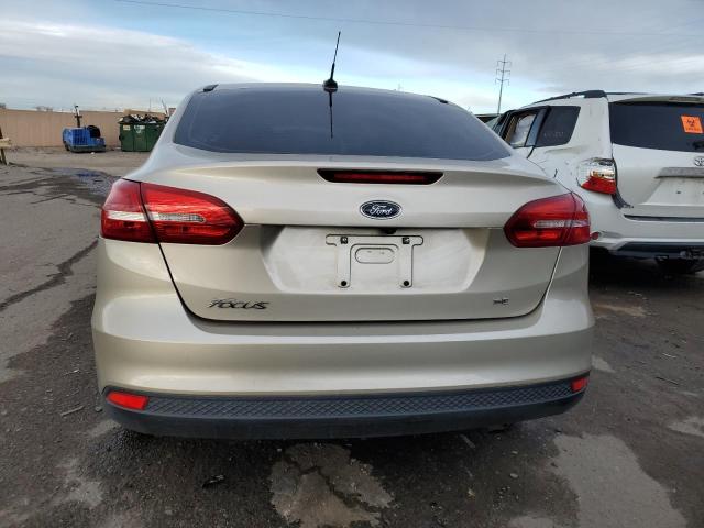 1FADP3F28JL327906 Ford FOCUS SE