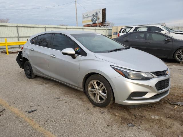 Chevrolet CRUZE LT 2018 3G1BE6SM3JS556822 Image 4
