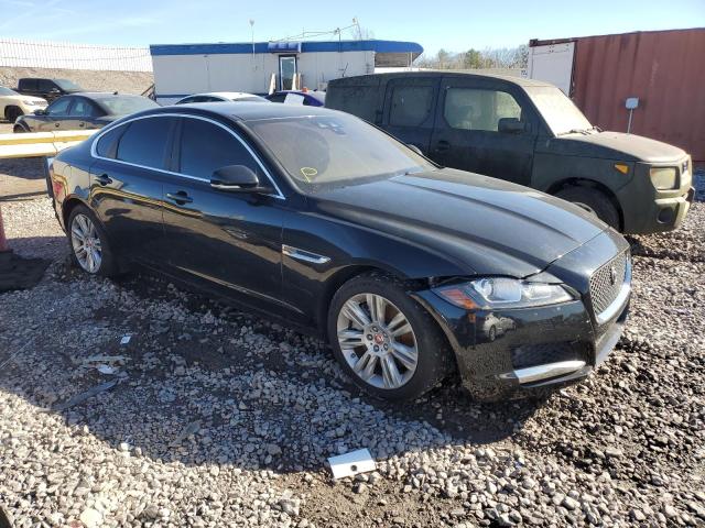 SAJBD4BV9HCY38889 Jaguar XF PREMIUM