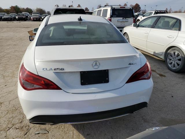WDDSJ4GB9KN770679 Mercedes-Benz CLA 250 4MATIC