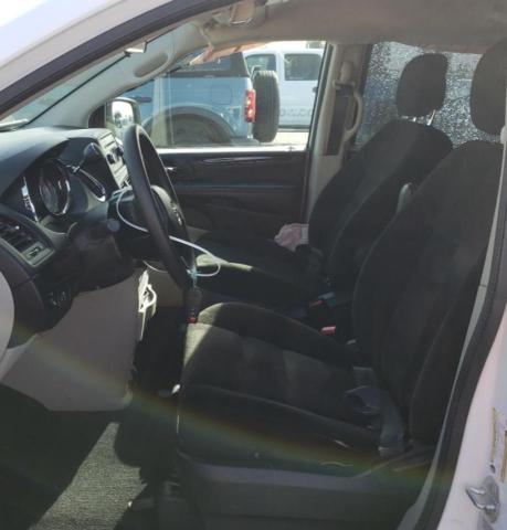 2C4RDGBG9FR635084 Dodge Grand Caravan Se