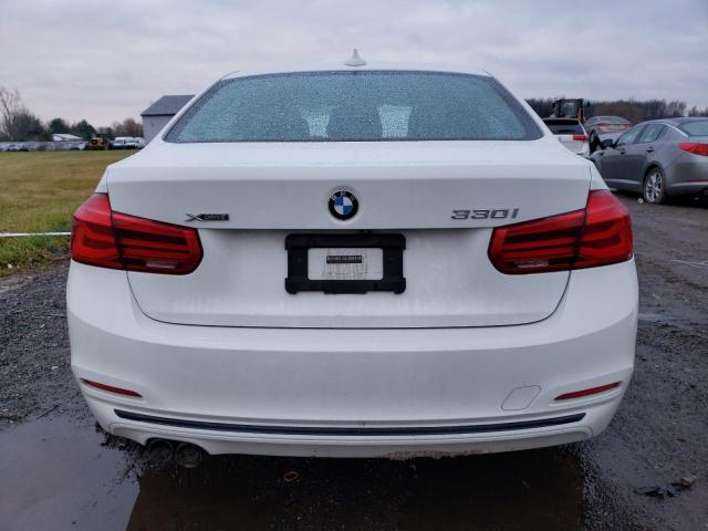 WBA8D9G50JNU72410 BMW 330 XI