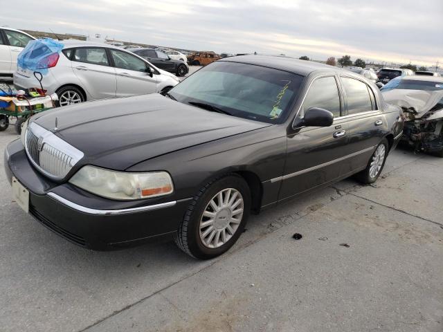 Auction sale of the 2005 Lincoln Town Car Signature, vin: 1LNHM81W15Y666443, lot number: 79247653