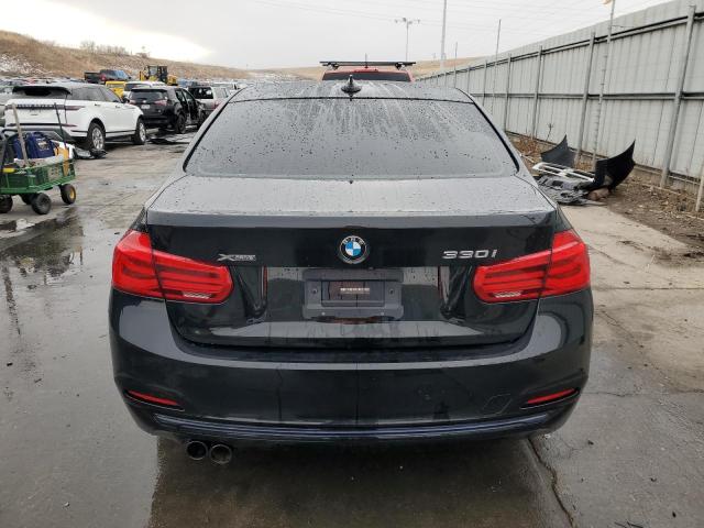 WBA8D9G58JNU72445 BMW 330 XI