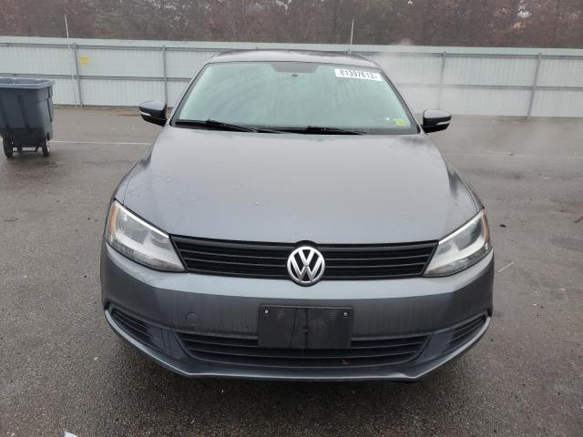 3VWD17AJ8EM277415 Volkswagen JETTA SE