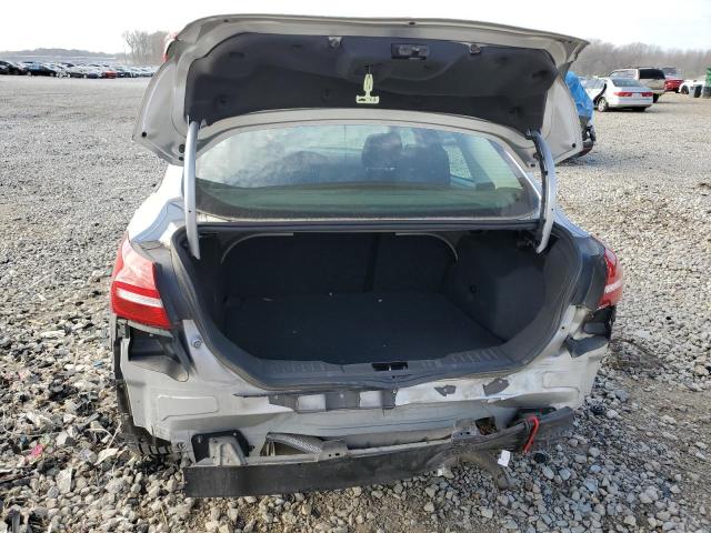 1FADP3F21JL237058 Ford FOCUS SE