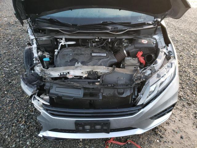 5FNRL6H28JB106903 Honda ODYSSEY LX