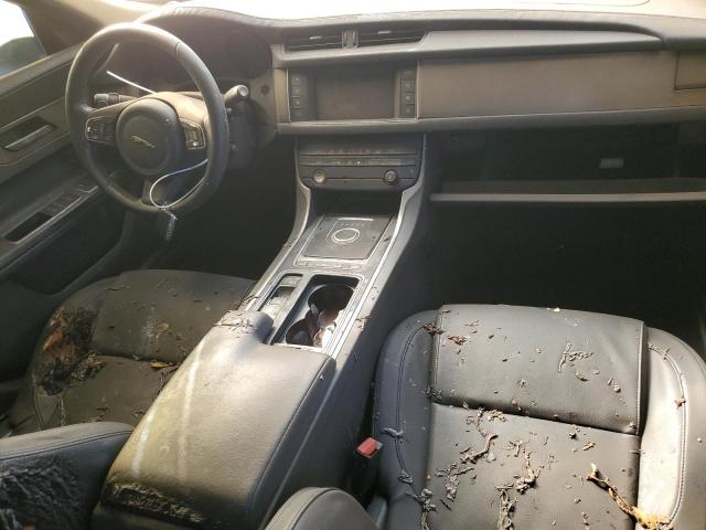 SAJBD4BV9HCY38889 Jaguar XF PREMIUM