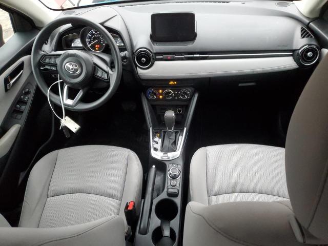 3MYDLBJV2LY704498 Toyota YARIS LE
