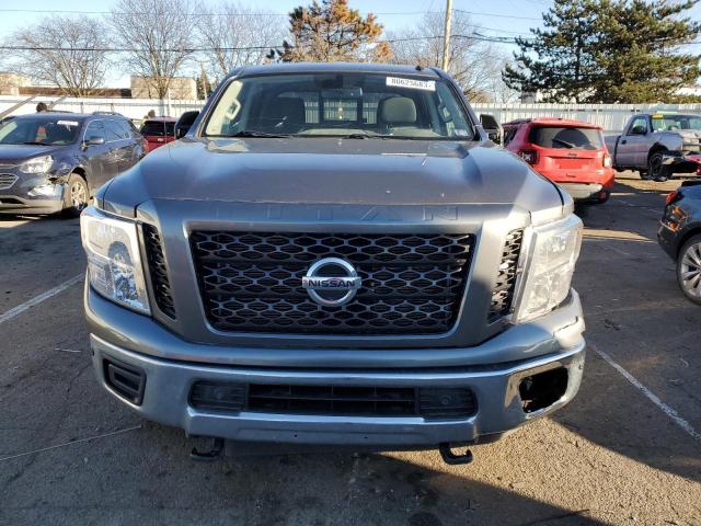1N6BA1F49KN509108 Nissan Titan Xd Sl