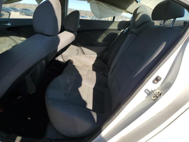 3KPFL4A72JE264088 KIA FORTE LX