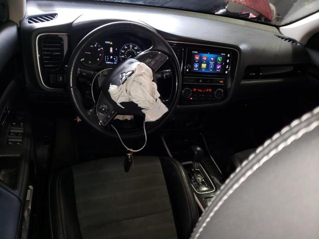 JA4AZ3A39KZ049646 Mitsubishi Outlander Se