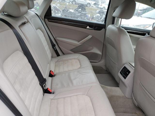 1VWCN7A39EC077744 Volkswagen PASSAT SEL