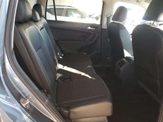 3VV2B7AX4KM193553 Volkswagen TIGUAN SE