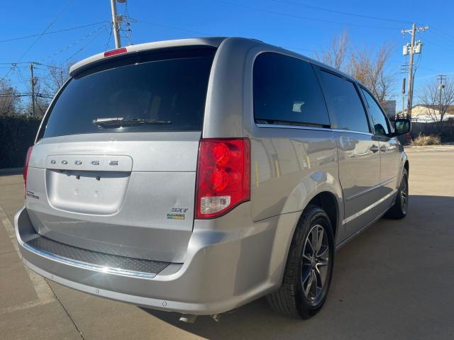 2C4RDGCG6HR779368 Dodge Grand Caravan Sxt