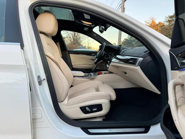 WBAJB1C55KB375110 BMW 530XE