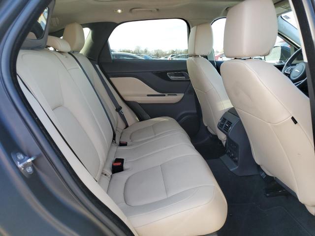 SADCJ2FX2KA609621 Jaguar F-pace Premium