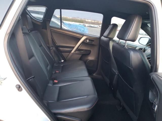 2T3JFREV3GW460531 Toyota RAV4 SE