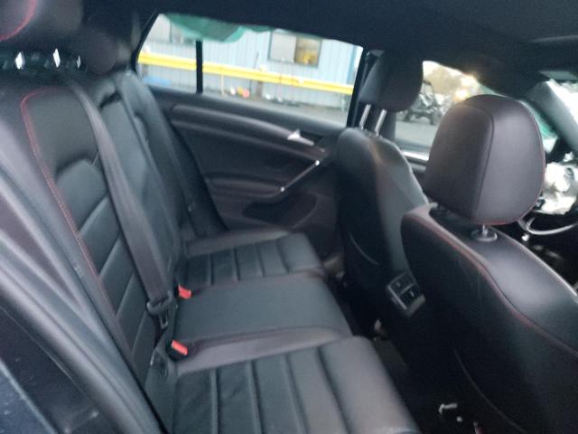 3VW447AU6JM262665 Volkswagen GTI S/SE