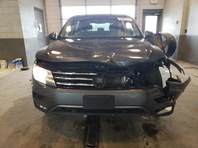 3VV2B7AX7LM008414 Volkswagen TIGUAN SE