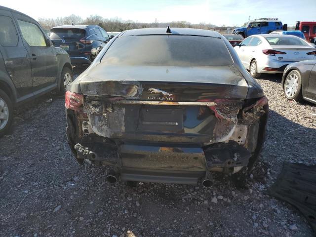 SAJBD4BV9HCY38889 Jaguar XF PREMIUM