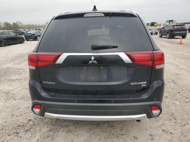 JA4AD3A38HZ013910 Mitsubishi Outlander Se