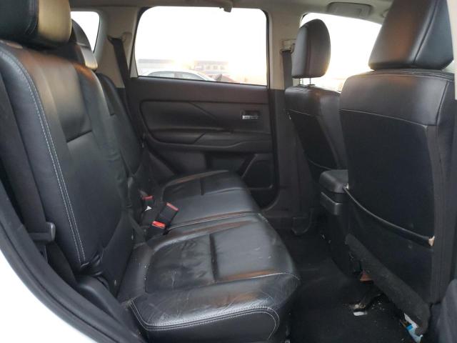JA4AD3A38EZ005446 Mitsubishi Outlander Se