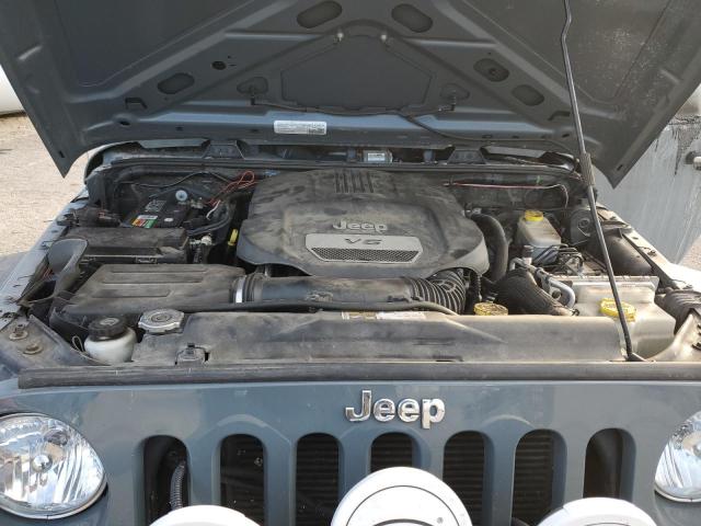 1C4BJWDGXFL547056 Jeep Wrangler Unlimited Sport