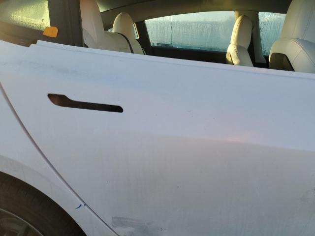 5YJ3E1EA8NF328426 Tesla MODEL 3