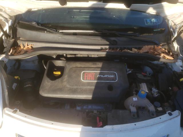 ZFBCFAAHXEZ028724 Fiat 500L POP