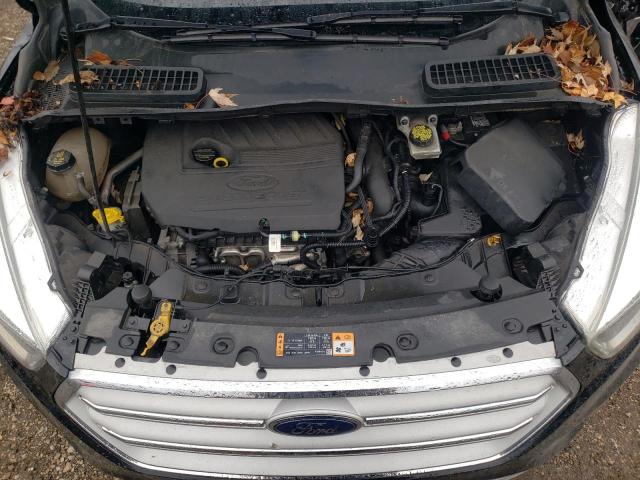 1FMCU0GD0JUB09106 Ford ESCAPE SE