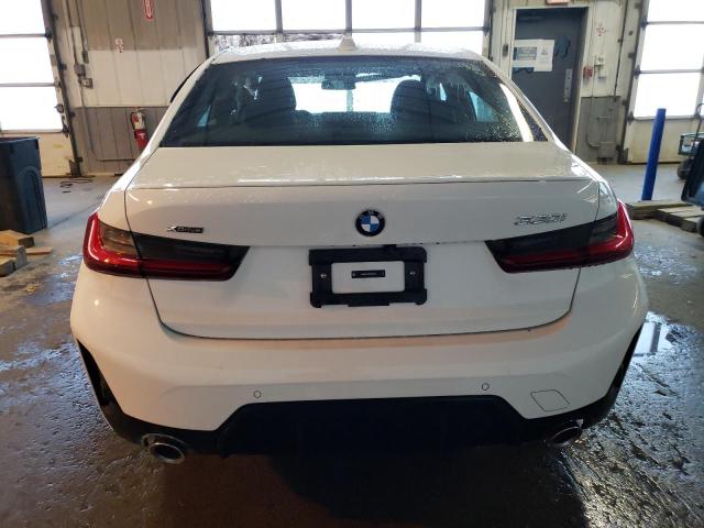 3MW89FF06P8D61605 BMW 330XI