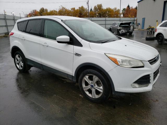 1FMCU0GX3GUC61691 Ford ESCAPE SE