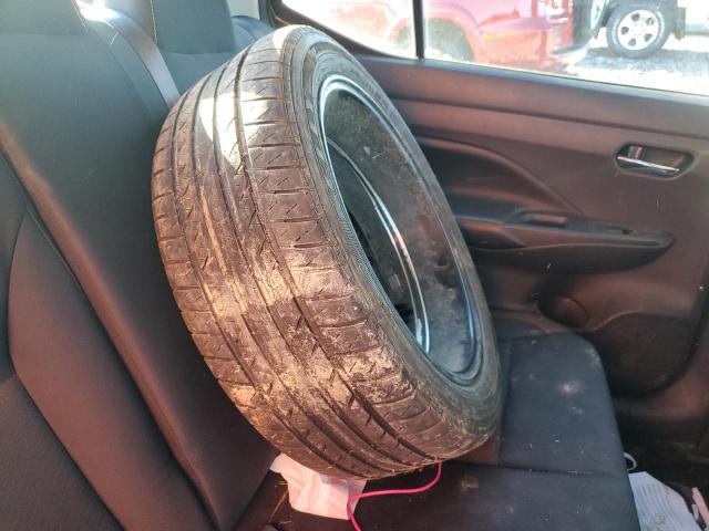 3N1CN8FV3ML820830 Nissan VERSA SR