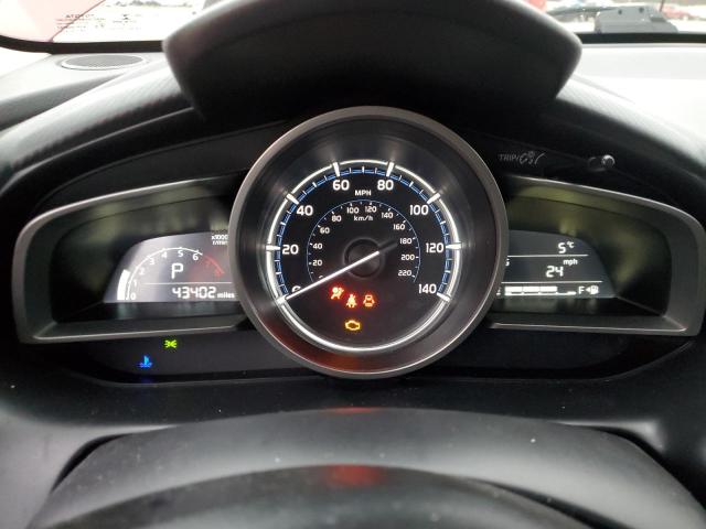 3MYDLBJV2LY704498 Toyota YARIS LE
