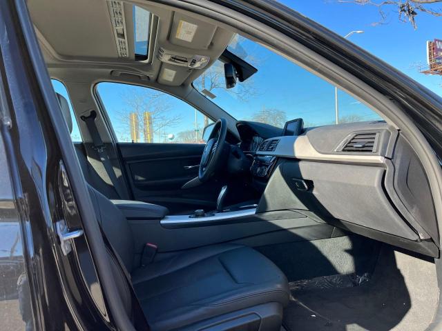 WBA8A3C5XJA491761 BMW 320 XI