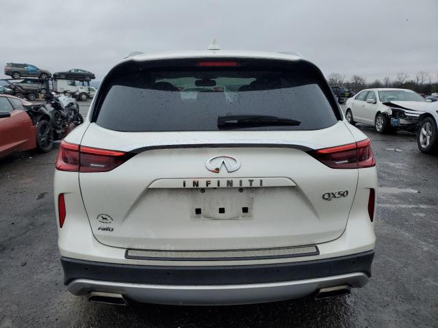 3PCAJ5M30KF110747 Infiniti Qx50 Essential