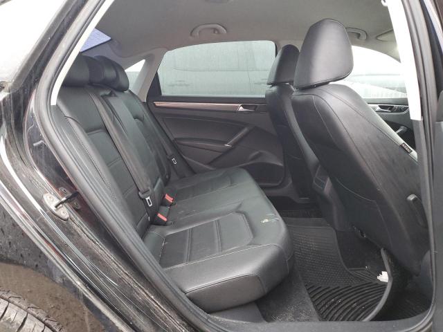 1VWAA7A3XJC003181 Volkswagen PASSAT S