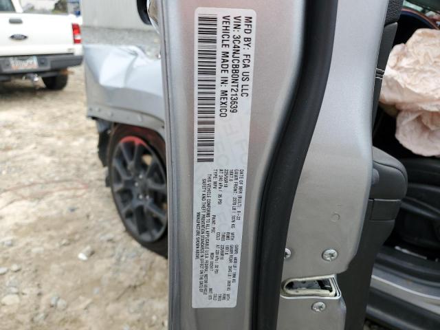 3C4NJCBB0NT213639 Jeep Compass Latitude