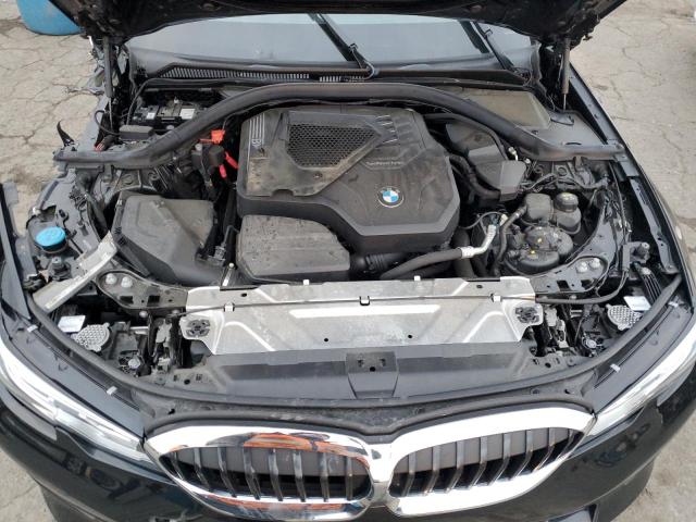 3MW5R7J03M8B54651 BMW 330XI