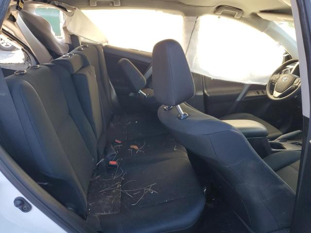 Toyota RAV4 LE 2018 2T3ZFREV1JW427988 Image 11