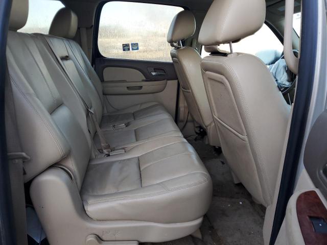 1GNSCJE08ER197069 Chevrolet Suburban C1500 Lt