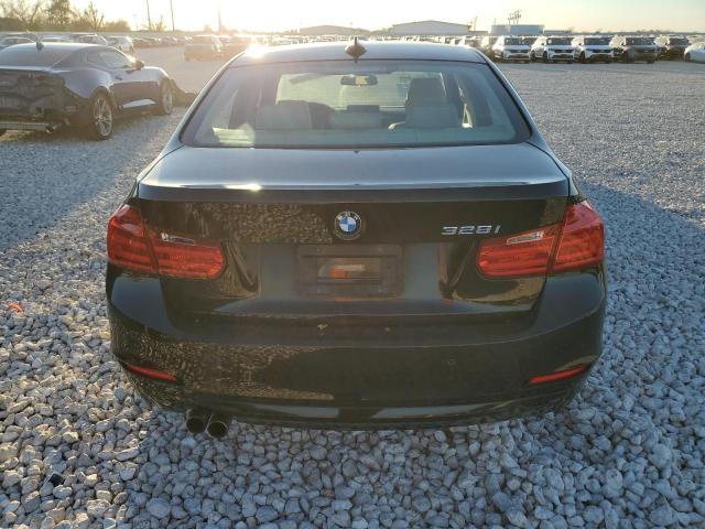 WBA3A5C57FF607014 BMW 328 I