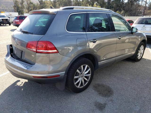 WVGEF9BP0GD012604 Volkswagen Touareg